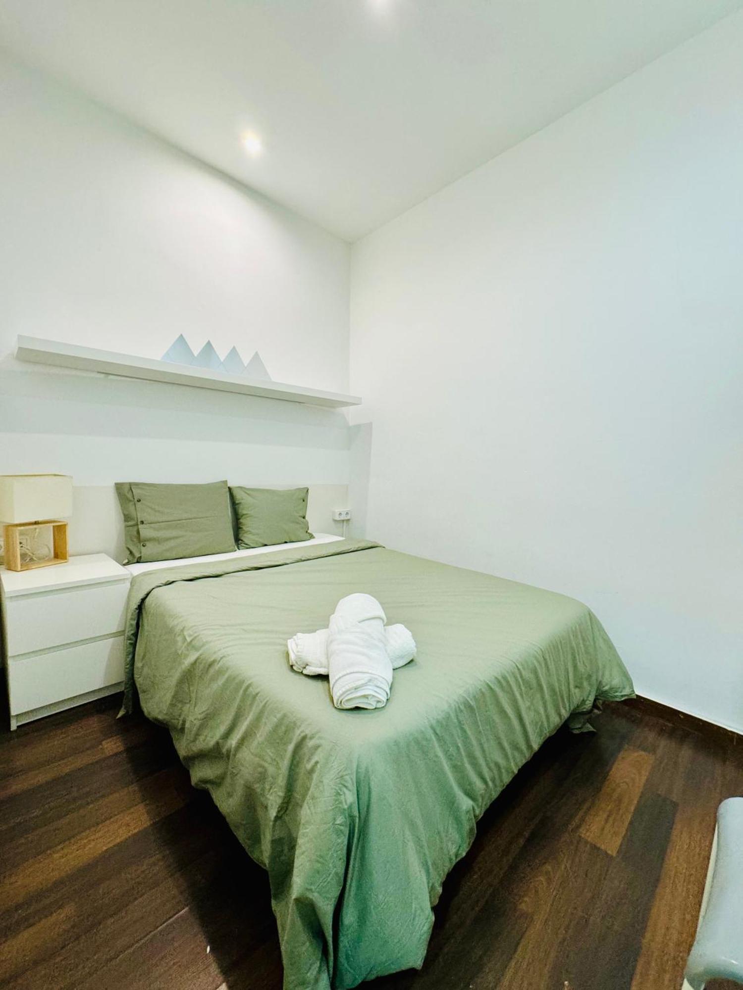 Апартаменты 08 Apartament Lof 3 2 Барселона Экстерьер фото